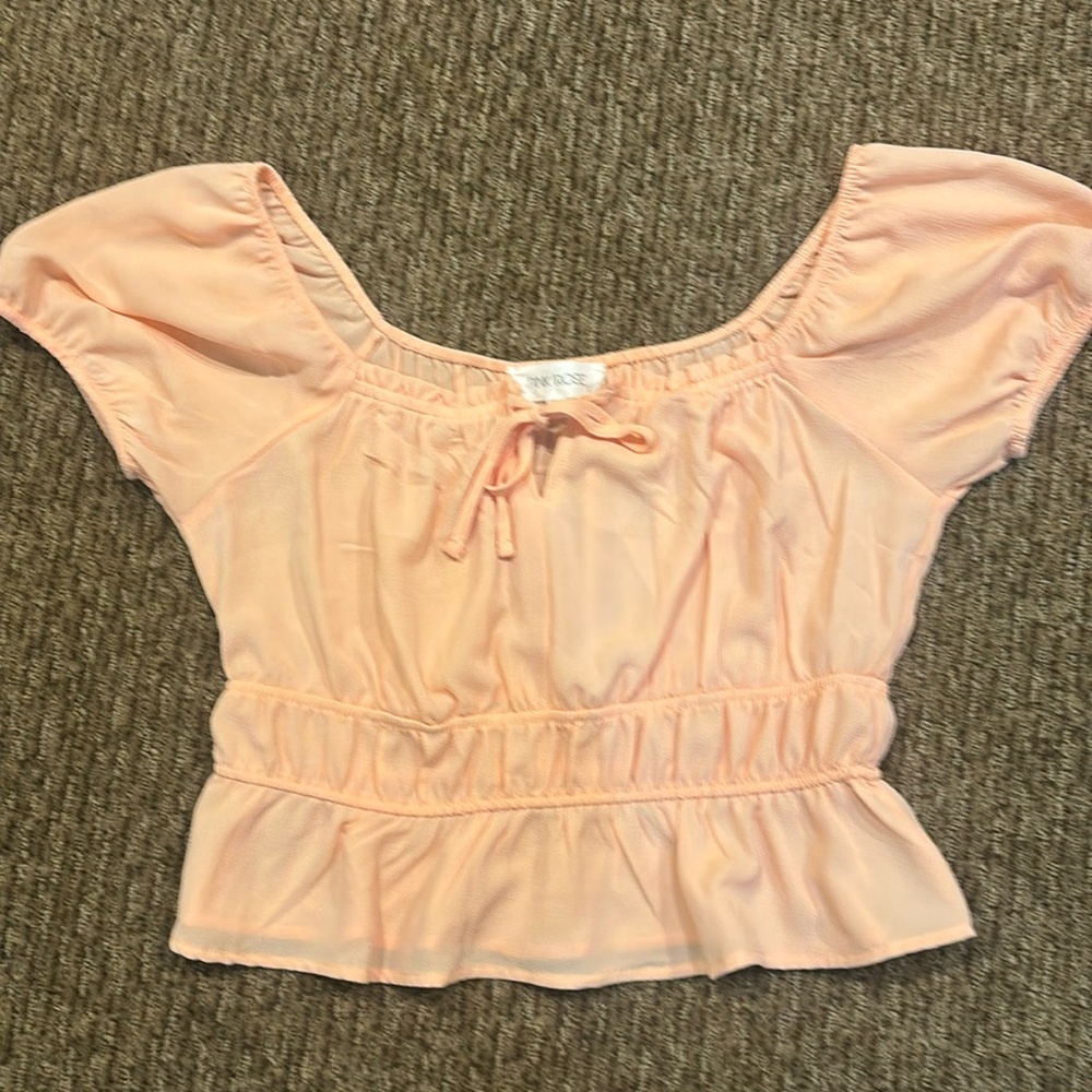 Pink Rose Smocked Short Sleeve Blouse. Size Medium